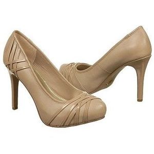 NEW Fergie Beige Pumps